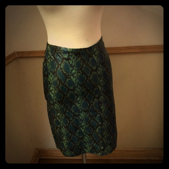 python Print Skirt - Picture 2 of 2